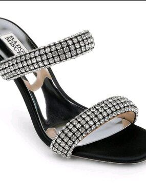 NWT Badgley Mishcka Sade Heels